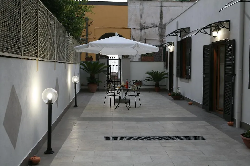 Apartment Titus & Caius B&B Ercolano