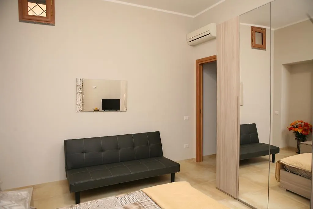 Titus & Caius B&B Ercolano Apartment